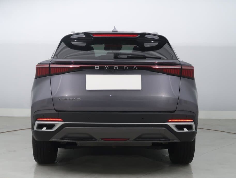 2025 Omoda 5 - 6