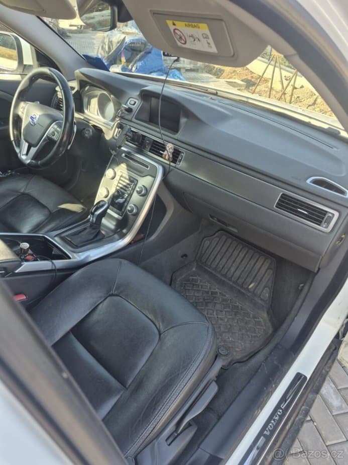 2015 Volvo XC70 - 9