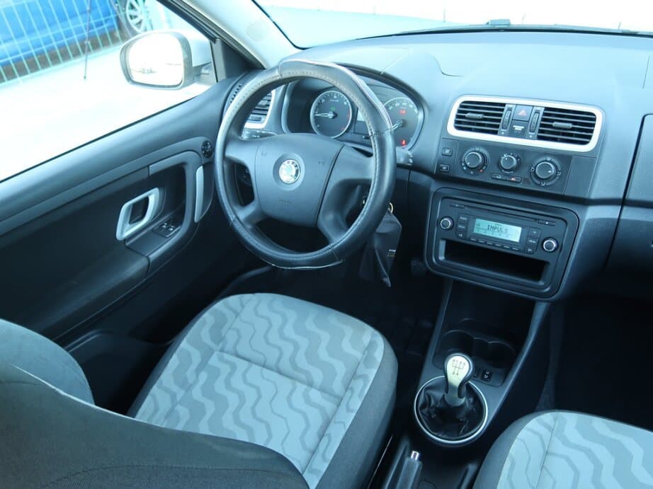 2008 Škoda FABIA - 9