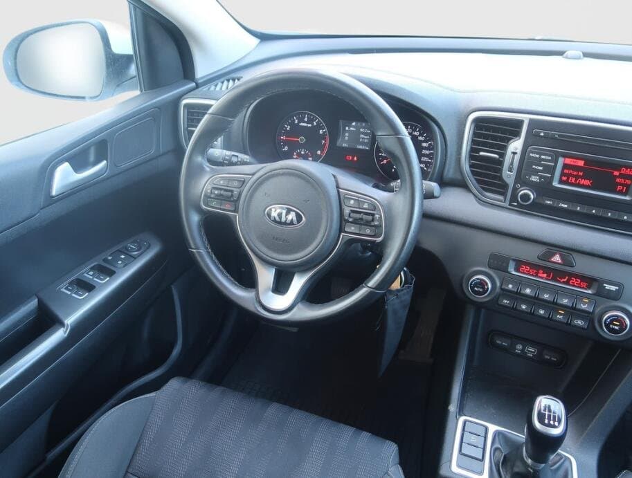 2018 Kia SPORTAGE - 9