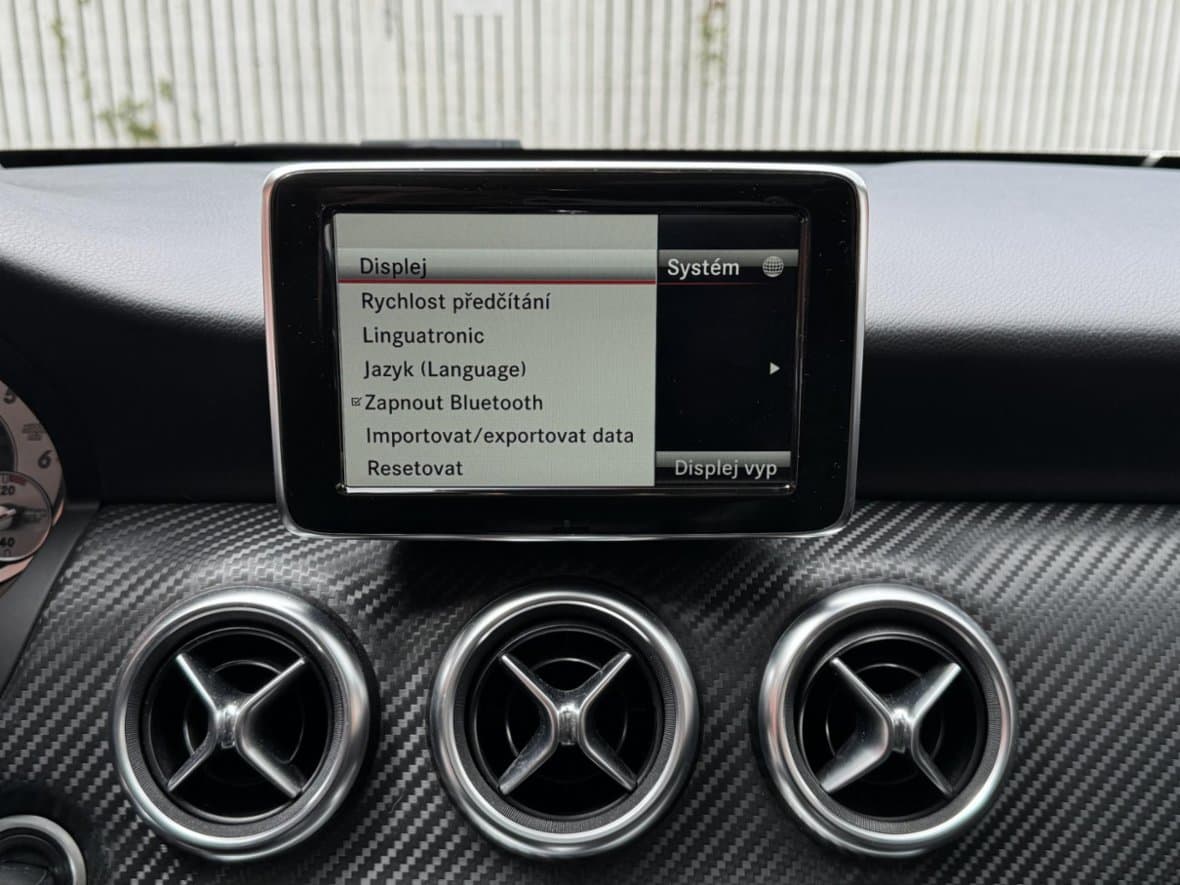 2014 Mercedes-Benz A-CLASS - 37