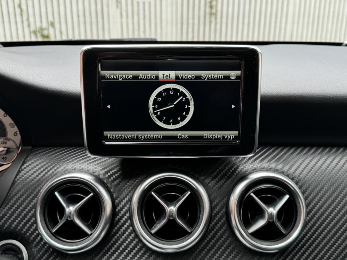 2014 Mercedes-Benz A-CLASS - 39