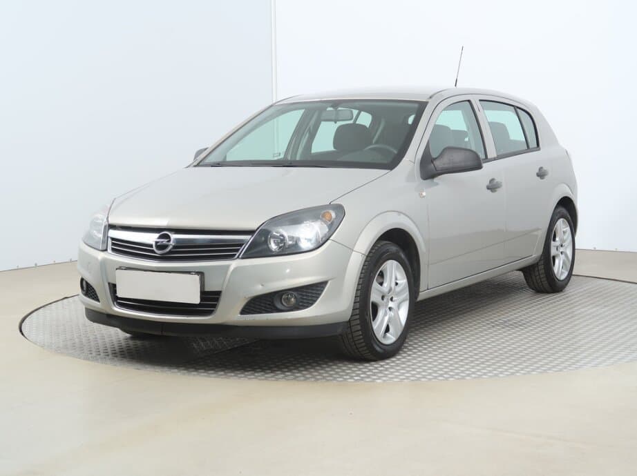 2010 Opel ASTRA - 3