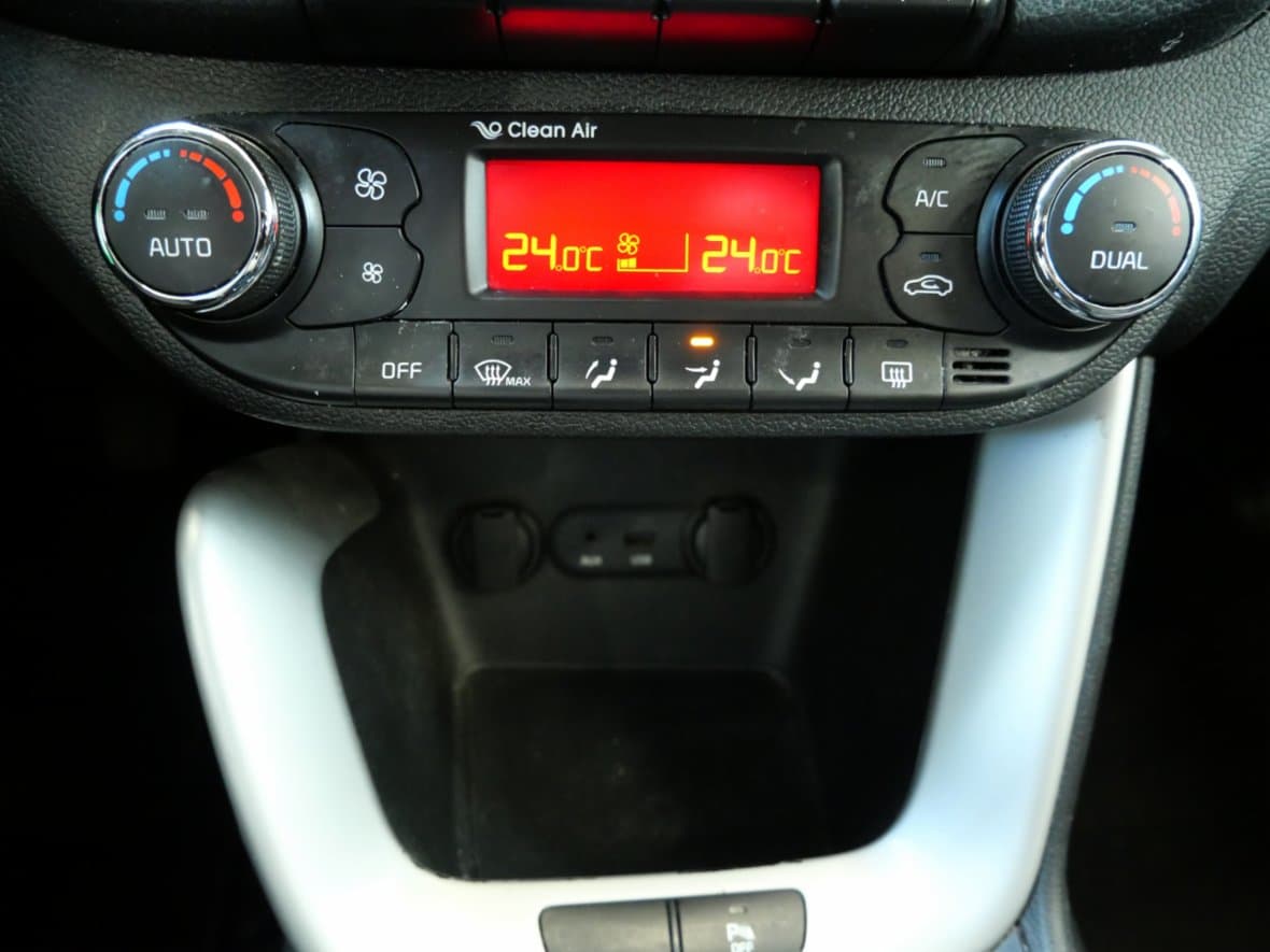 2013 Kia CEE'D - 20