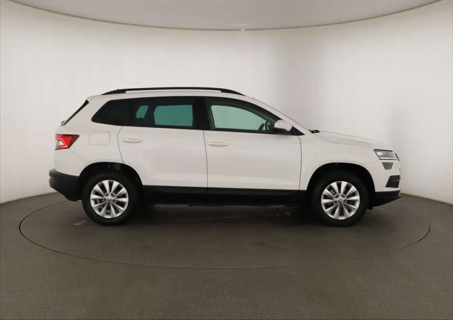 2020 Škoda KAROQ - 8