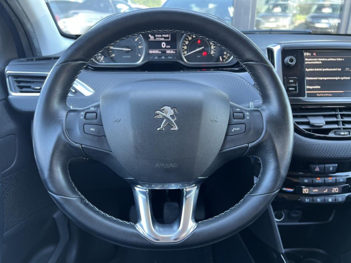 2019 Peugeot 2008 - 15