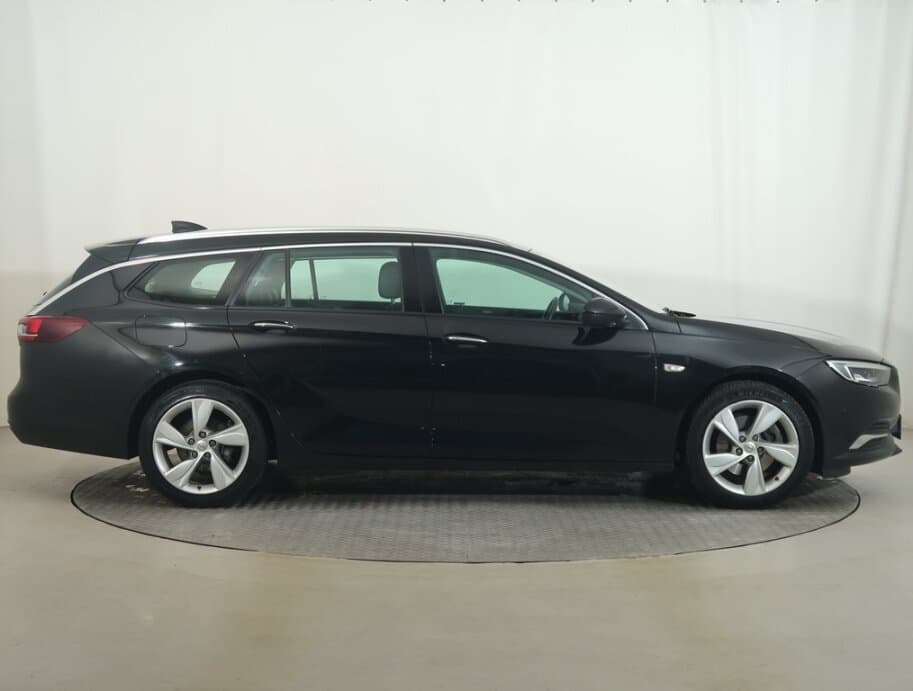 2017 Opel INSIGNIA - 8
