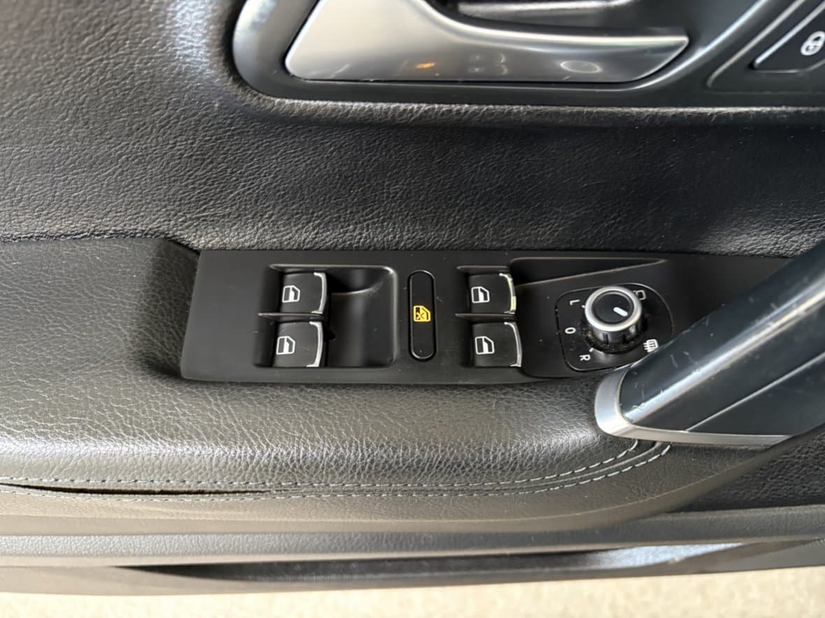 2008 Volkswagen PASSAT CC - 12