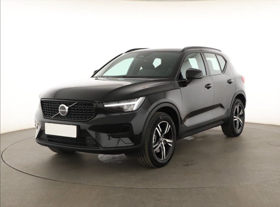 2026 Volvo XC40 - 3