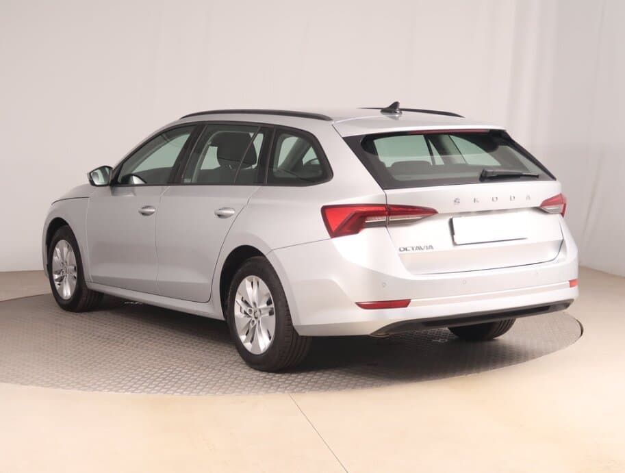 2022 Škoda OCTAVIA - 5