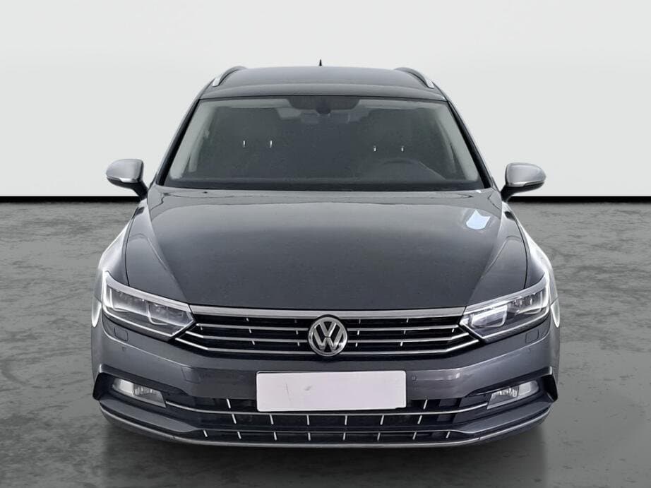 2016 Volkswagen PASSAT - 2