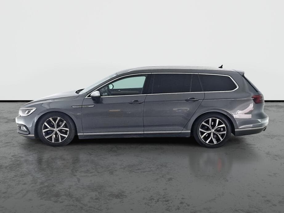 2016 Volkswagen PASSAT - 4