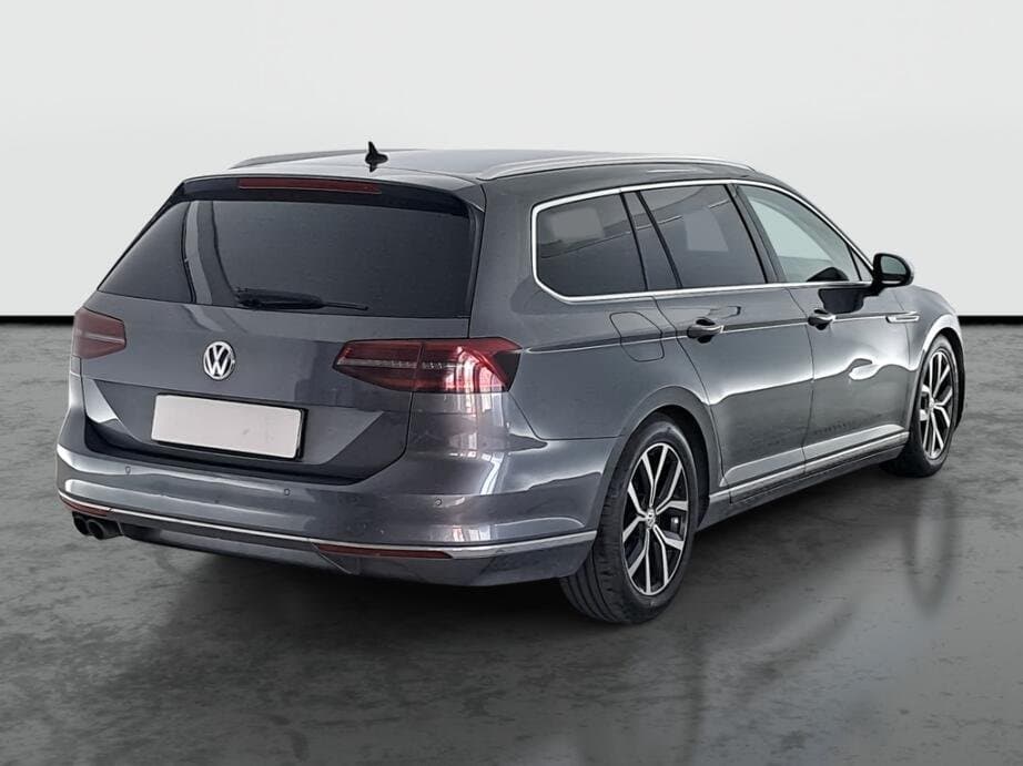 2016 Volkswagen PASSAT - 7