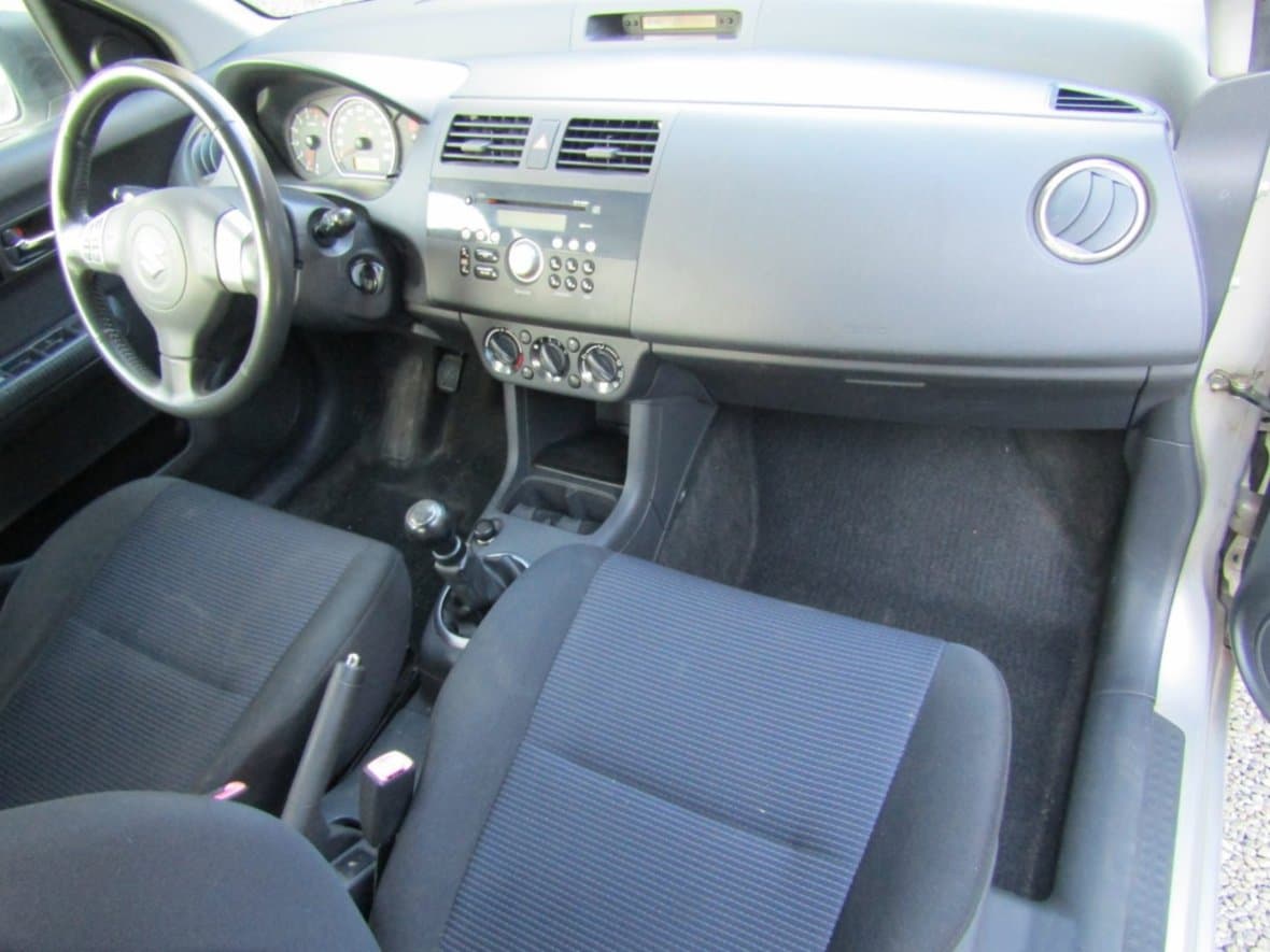 2008 Suzuki Swift - 14