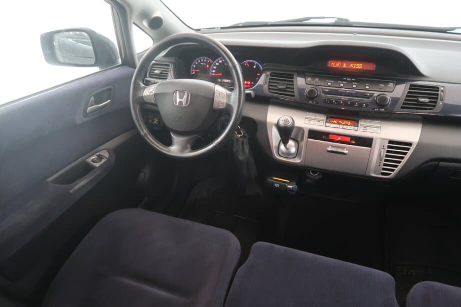 2008 Honda FR-V - 9