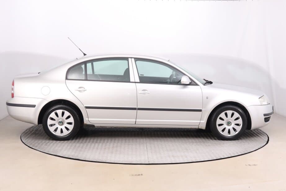 2007 Škoda SUPERB - 8