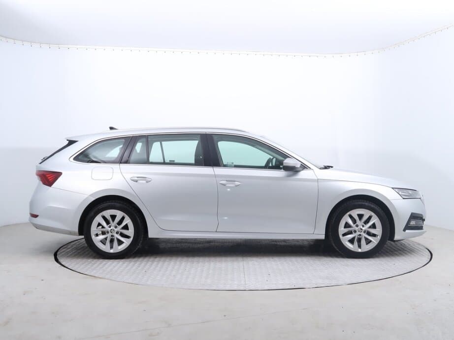 2021 Škoda OCTAVIA - 8