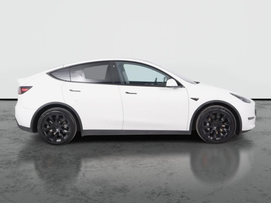 2022 Tesla MODEL Y - 8