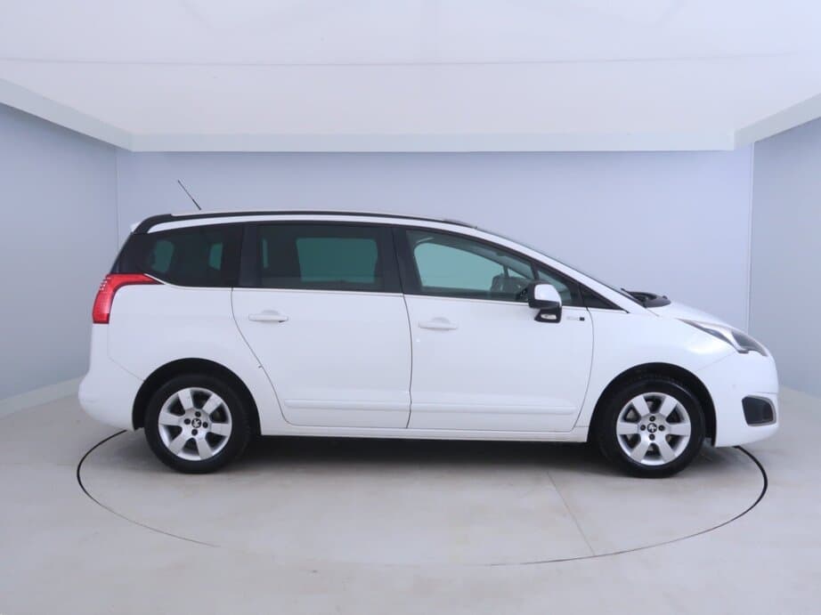 2016 Peugeot 5008 - 8