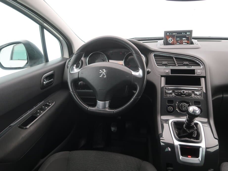 2016 Peugeot 5008 - 9