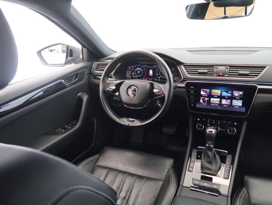 2021 Škoda SUPERB - 9