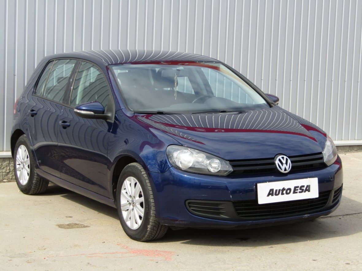 2010 Volkswagen GOLF
