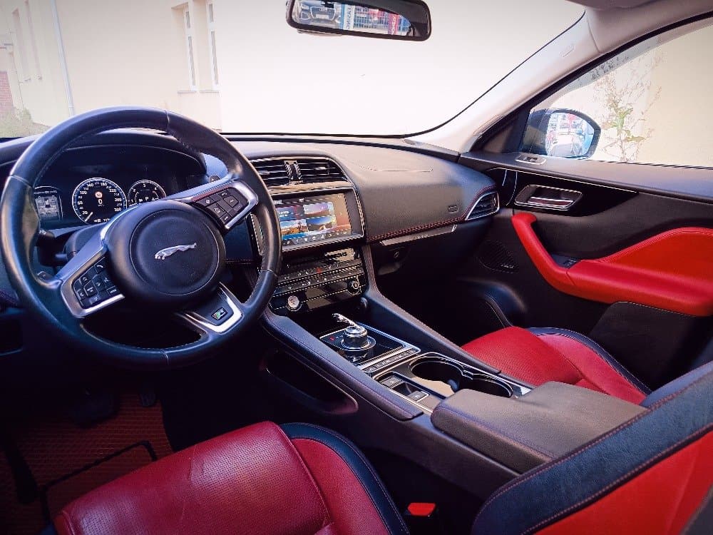 2016 Jaguar F-TYPE - 8