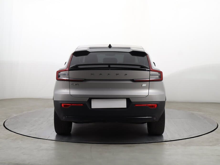 2022 Volvo C40 - 6