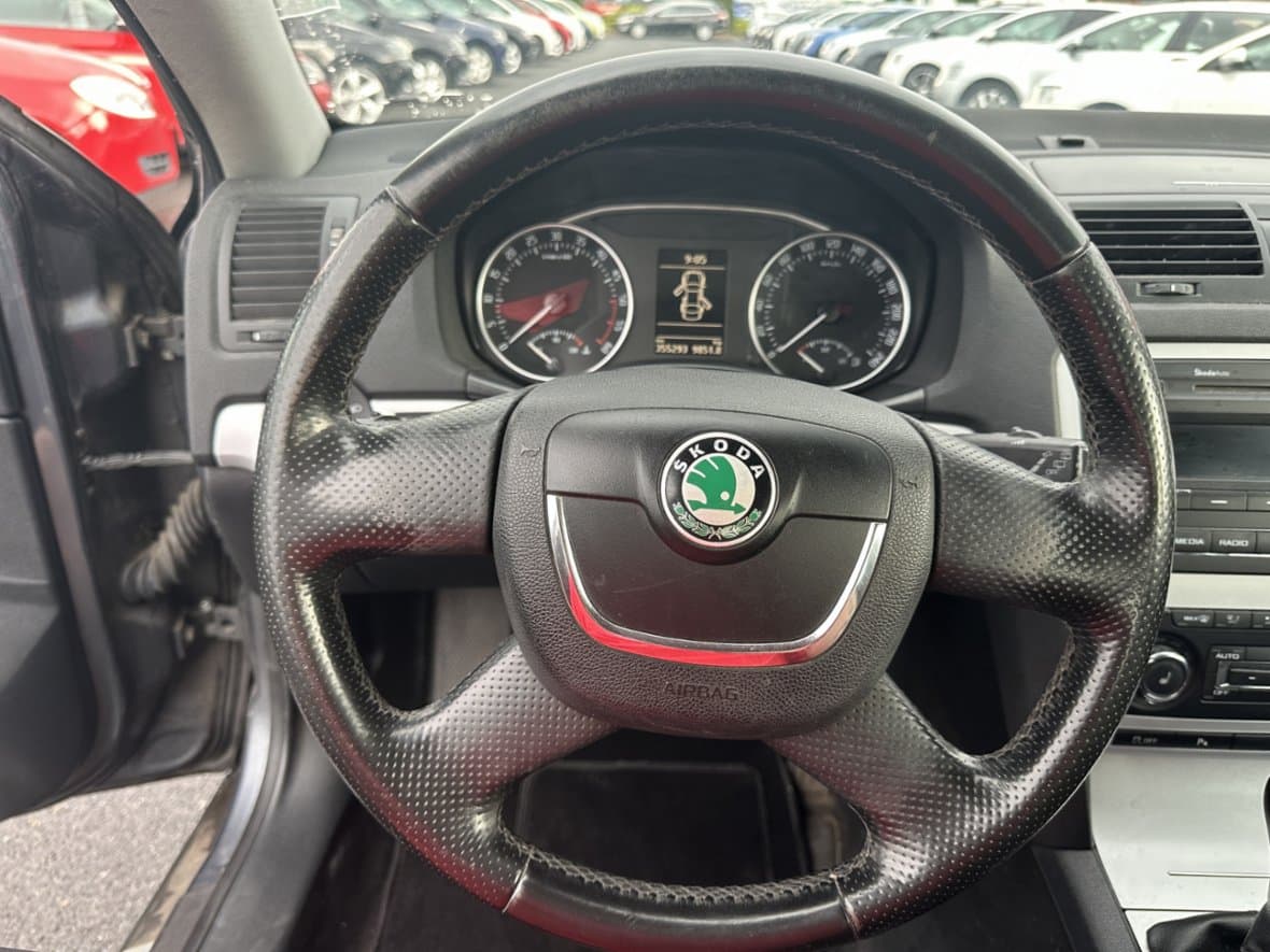 2011 Škoda OCTAVIA - 11