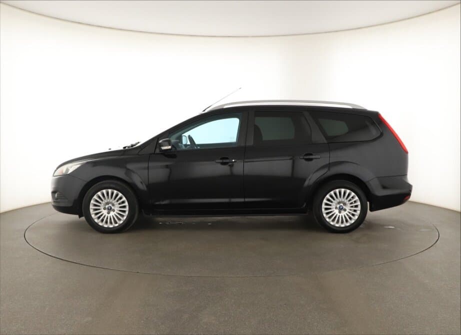 2009 Ford FOCUS - 4