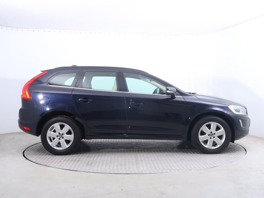 2016 Volvo XC60 - 8
