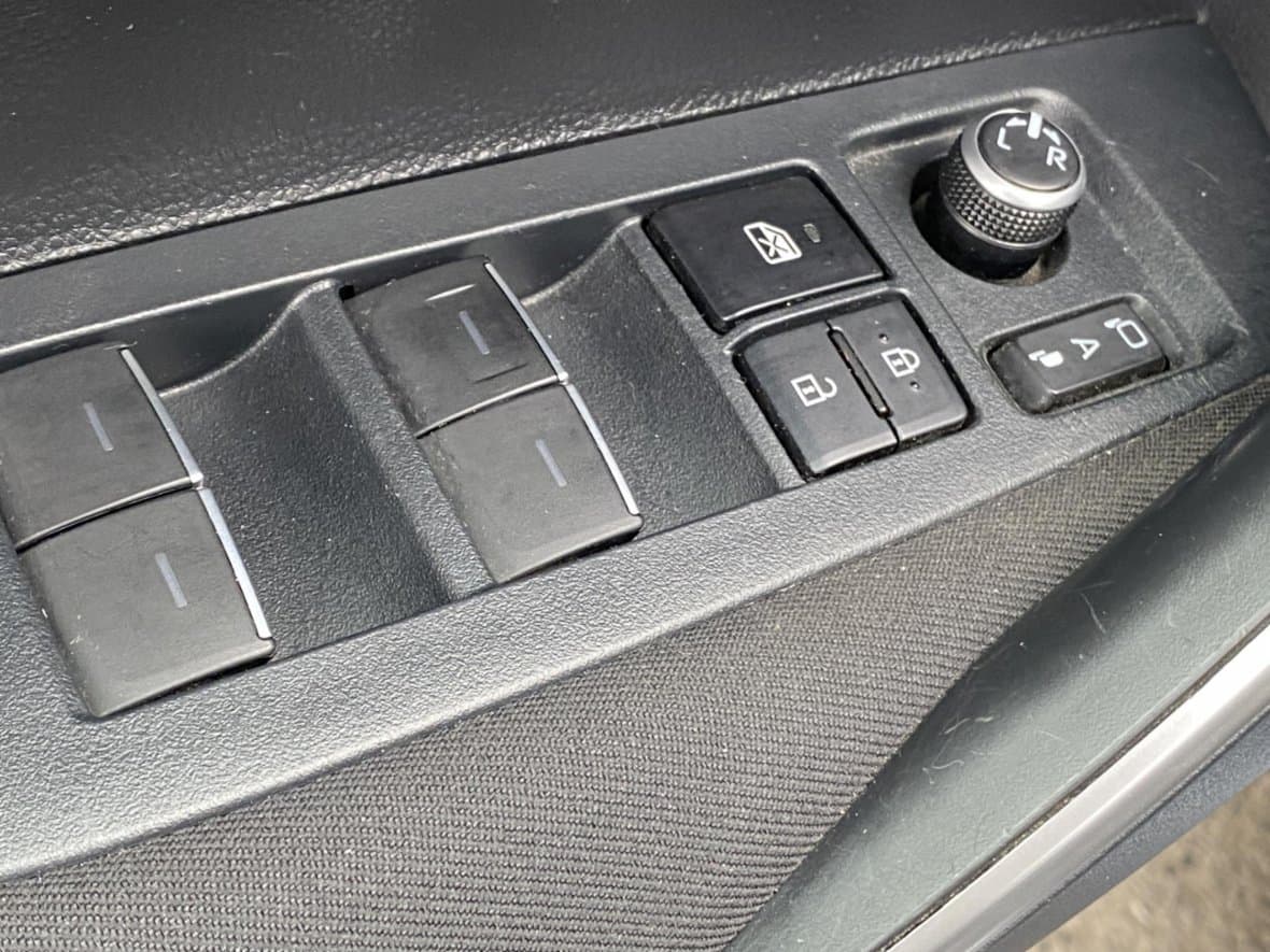 2023 Toyota COROLLA - 11