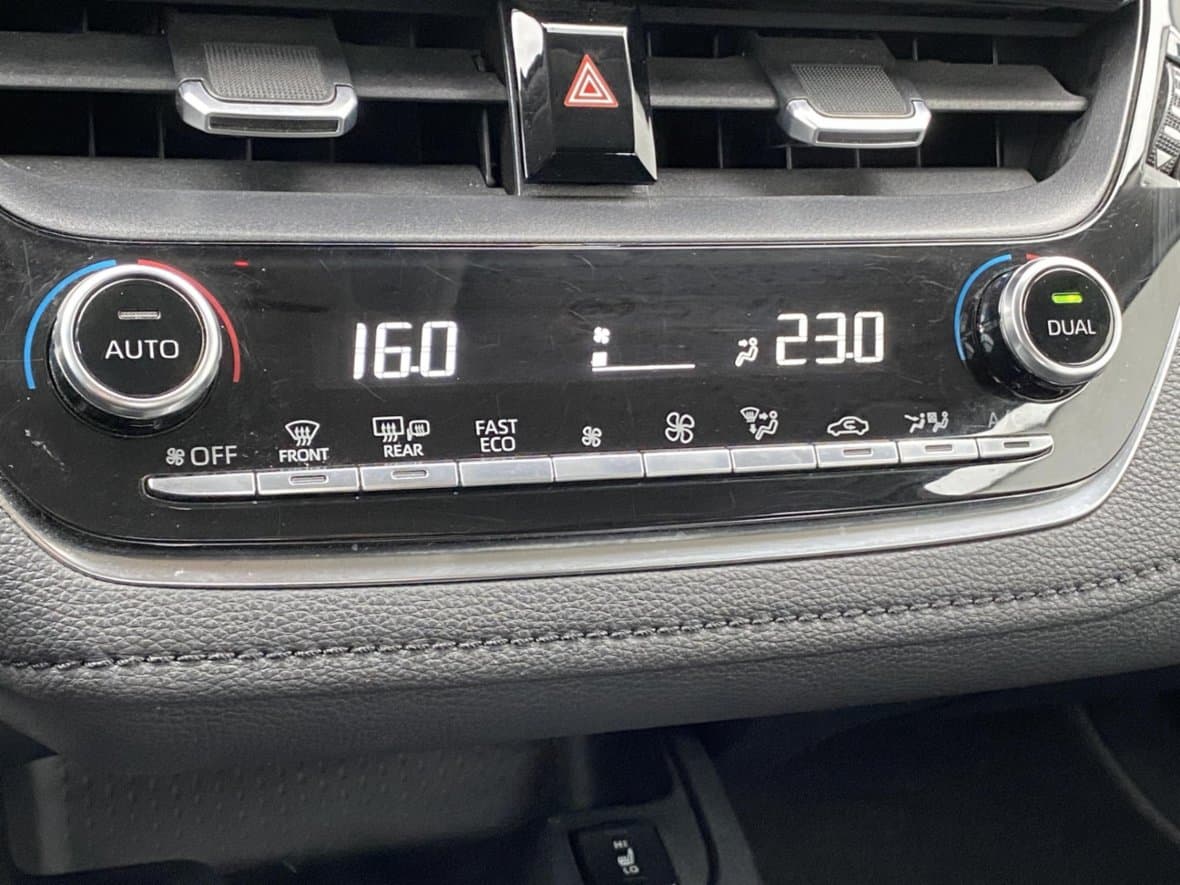 2023 Toyota COROLLA - 16