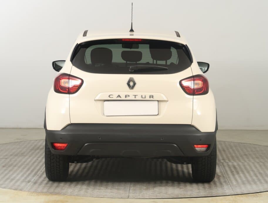 2019 Renault CAPTUR - 6