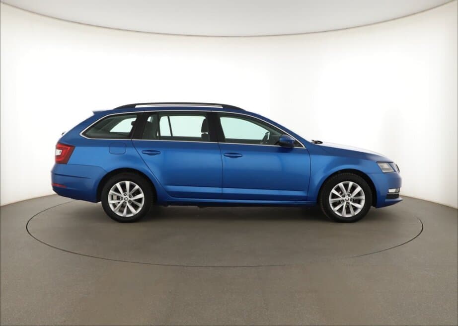 2018 Škoda OCTAVIA - 8