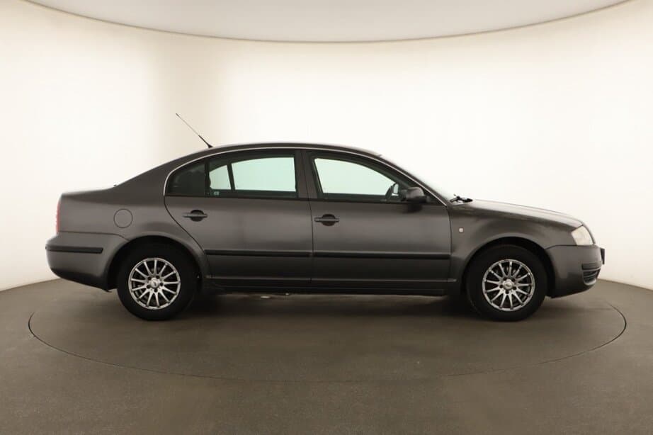 2003 Škoda SUPERB - 8