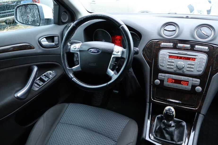 2009 Ford MONDEO - 9