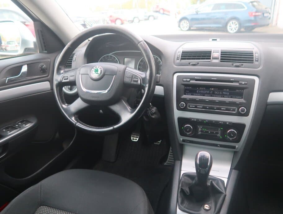 2011 Škoda OCTAVIA - 9