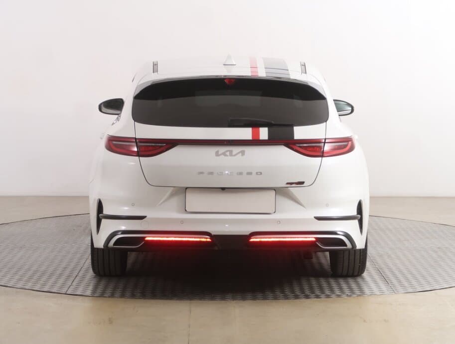 2022 Kia PROCEED - 6