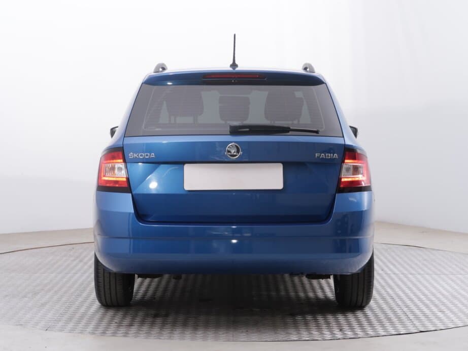 2018 Škoda FABIA - 6