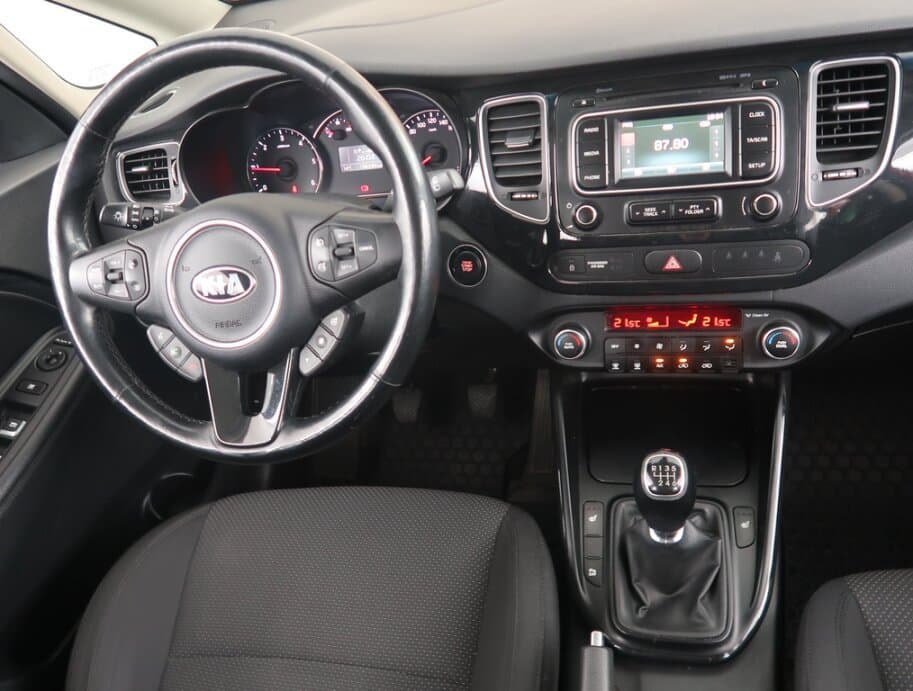 2015 Kia CARENS - 9