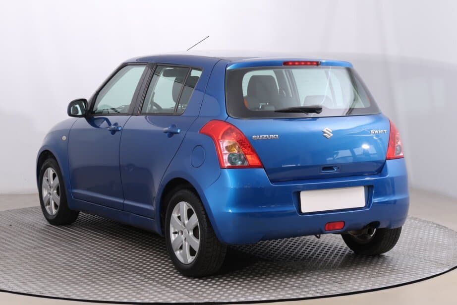 2010 Suzuki SWIFT - 5