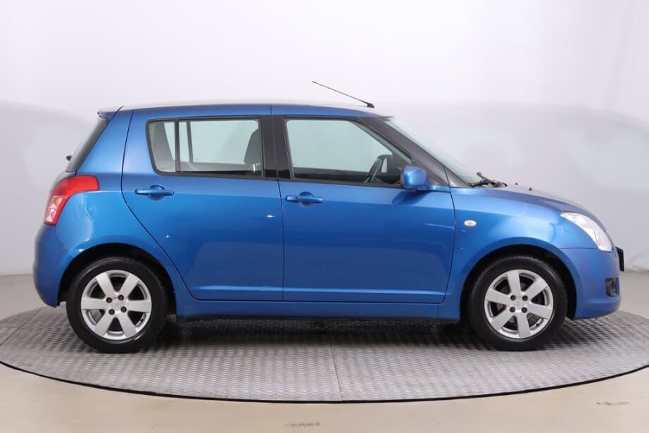 2010 Suzuki SWIFT - 8