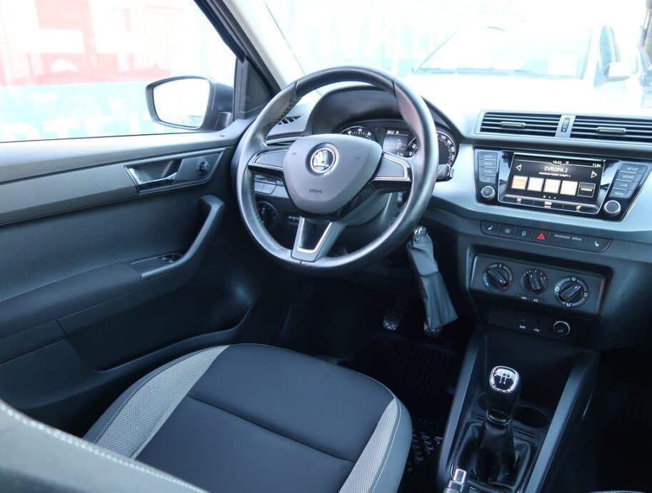 2017 Škoda FABIA - 9