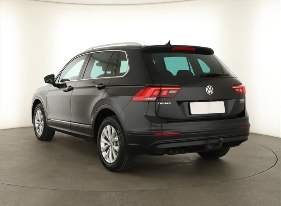 2017 Volkswagen TIGUAN - 5