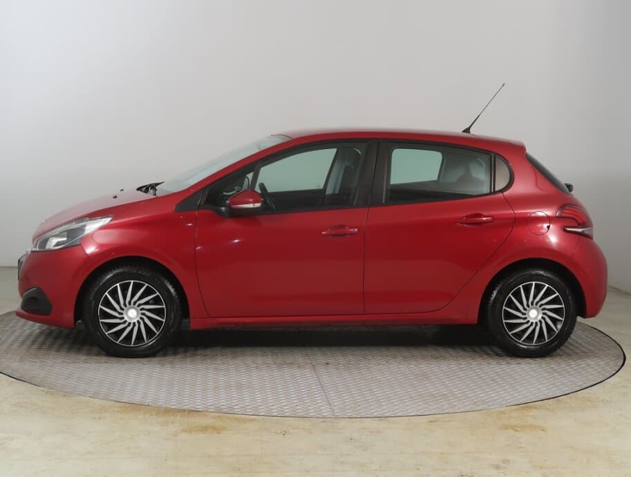 2016 Peugeot 208 - 4