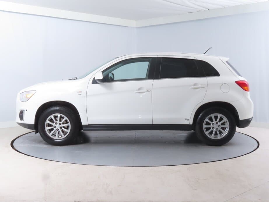 2016 Mitsubishi ASX - 4