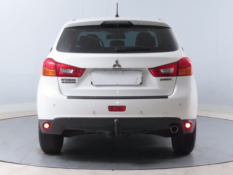 2016 Mitsubishi ASX - 6