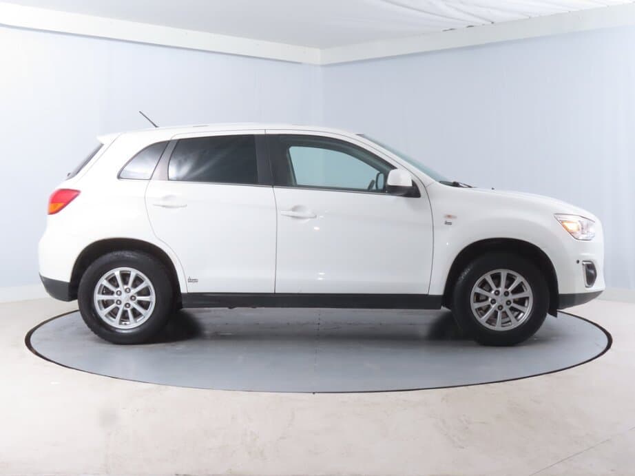 2016 Mitsubishi ASX - 8