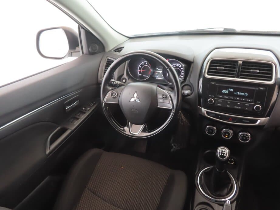 2016 Mitsubishi ASX - 9